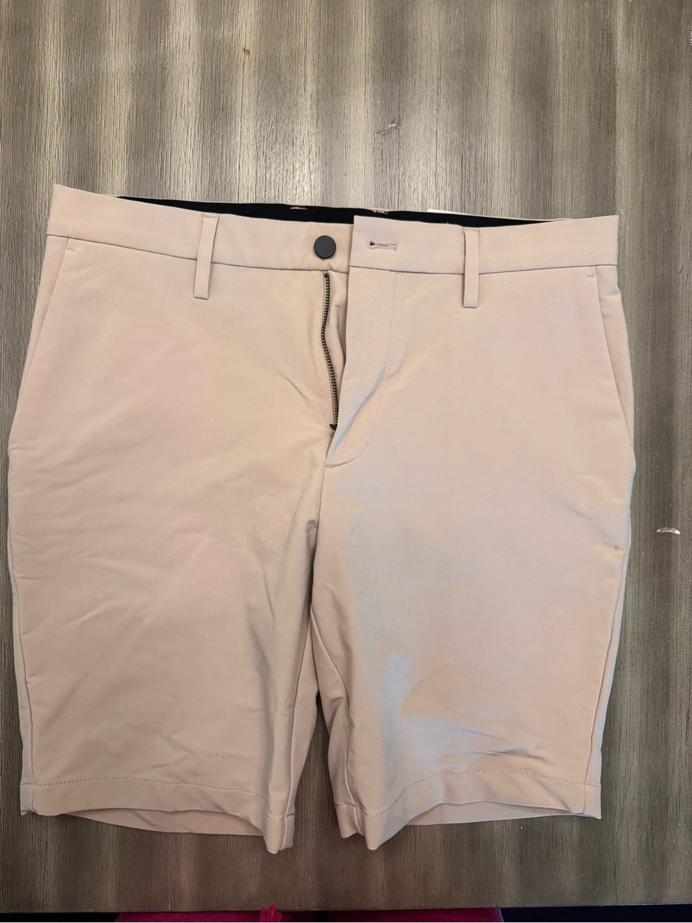 Men’s Kenneth Cole Awearness Shorts - NWT - Size 34